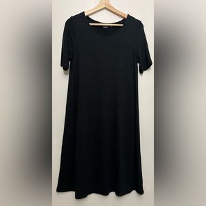 GAP - Soft-spun Short Sleeve Swing Dress - Black